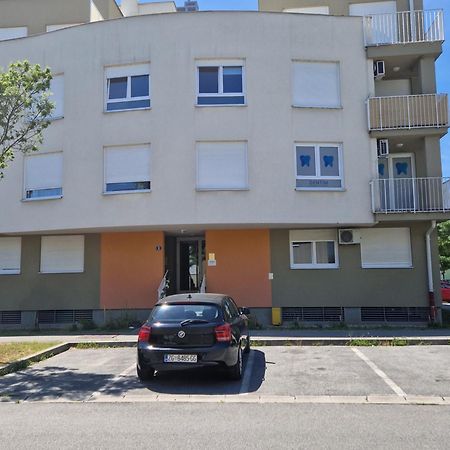 Apartment Rose Sesvete Eksteriør bilde